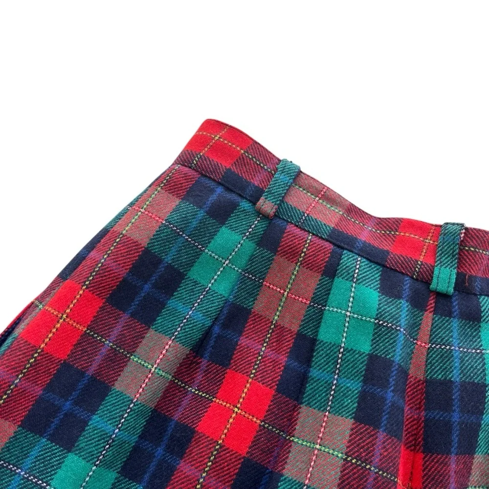 Signature Expressions Women 14 Red Green Plaid Wool Blend Culotte Pleated Shorts